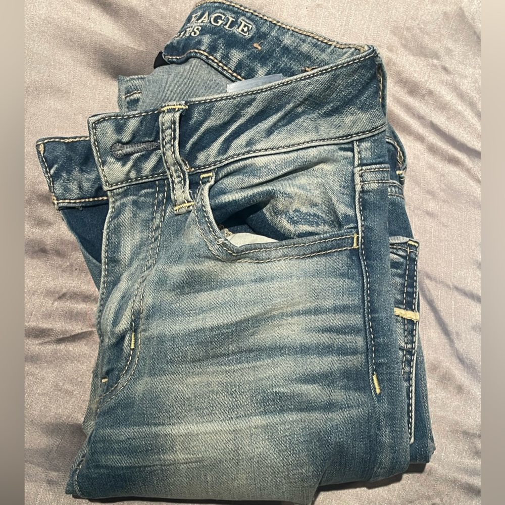 American Eagle ripped skinny jeans